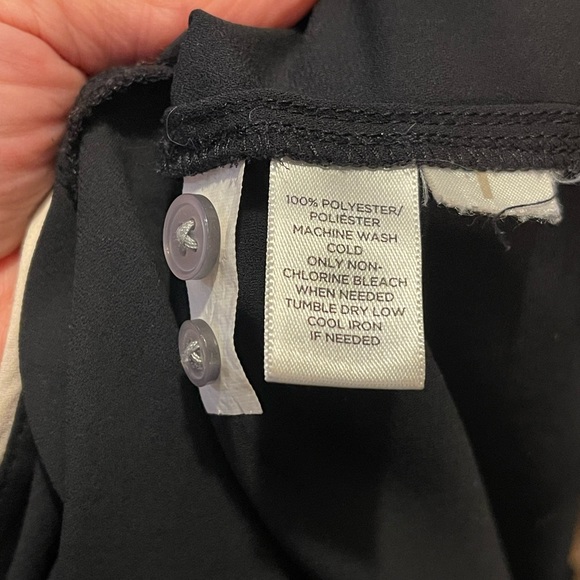 Ann Taylor LOFT Blouse - Picture 5 of 6